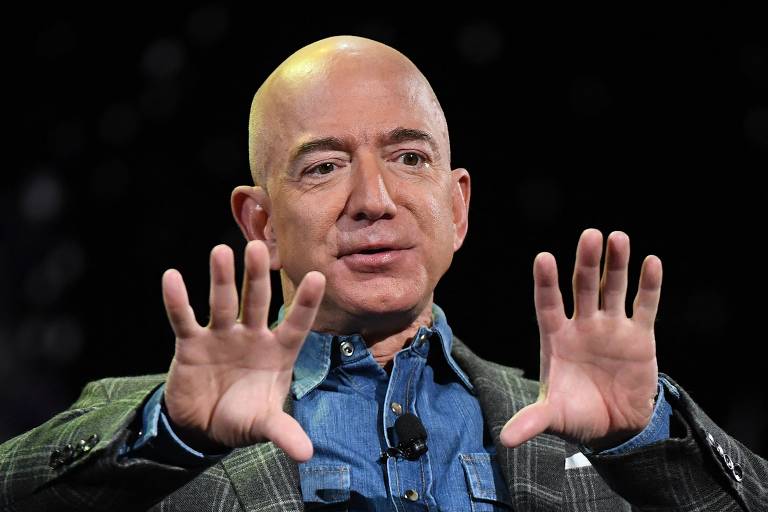 Bezos, da Amazon, tenta abocanhar mercado de satélite da Starlink, de Elon Musk