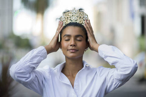 CUIABA,MT, BRASIL. - 27.05,2023 - Bárbara Reis, miss universo MT. Ela sofreu abuso sexual do padrasto durante oito anos, na infância. Hoje, transformou o trauma em ativismo e criou o projeto Desi, para levar informação e prevenção de violência sexual para crianças e adolescentes. - (foto: Rogerio Florentino/Folhapress,Folha+) * * * EXCLUSIVO * * *