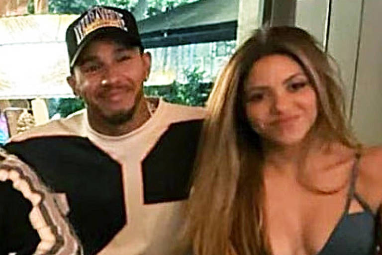 Shakira e Lewis Hamilton jantam juntos após cantora acompanhar corrida de automobilista