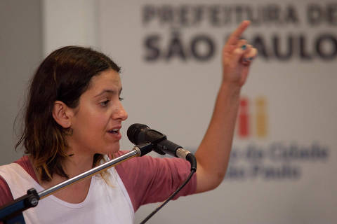 SÃO PAULO, SP, 18.06.2013: TARIFA/REUNIÃO ? Reunião extraordinária entre o prefeito de São Paulo, Fernando Haddad, com o Conselho da Cidade para discutir o transporte público na capital paulista. O Movimento Passe Livre (MPL) foi convidado para fazer uma apresentação. (Foto: Diogo Moreira/Frame/Folhapress)  *** PARCEIRO FOLHAPRESS - FOTO COM CUSTO EXTRA E CRÉDITOS OBRIGATÓRIOS ***