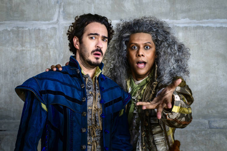 George Sauma e Wendell Bendelack estão no elenco do musical "Alguma Coisa Podre"