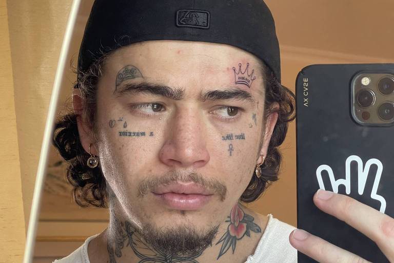 Whindersson Nunes diz ser julgado na Irlanda por tatuagens no rosto: 'É meio estranho'