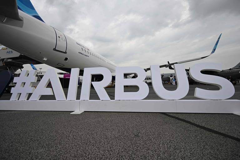 Veja fotos da Paris Air Show, na França