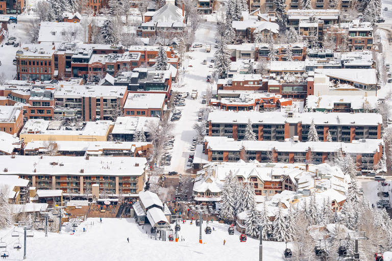 Aspen atrai brasileiros com montanhas para esquiar e badalação de luxo