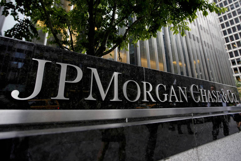 JPMorgan e State Street deixam grupo climático; BlackRock reduz participação