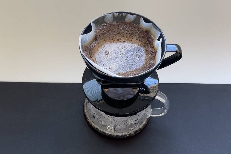 Como fazer um café coado perfeito - passo a passo