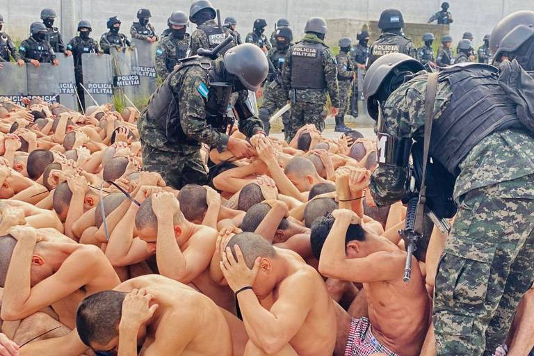 A polêmica militarização dos presídios de Honduras após massacre de detentas