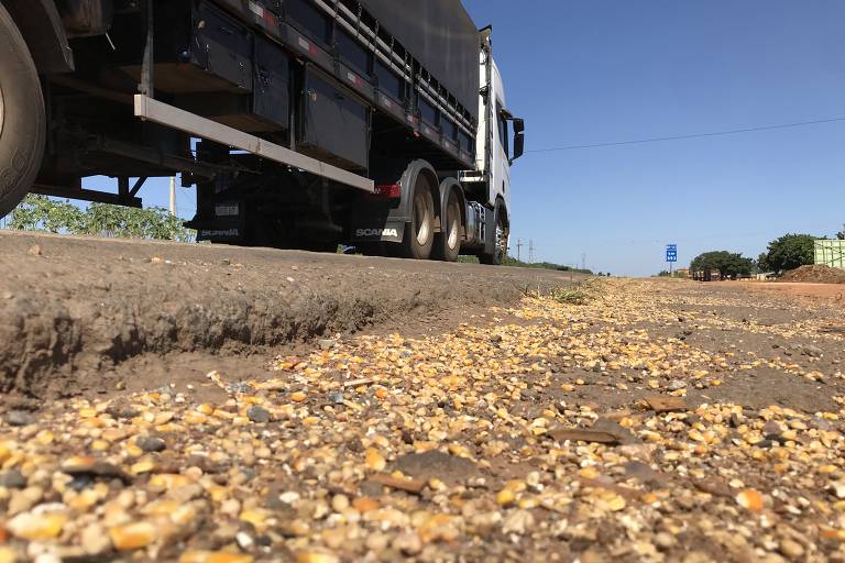 'Fora da porteira', apagão logístico é ameaça ao agronegócio