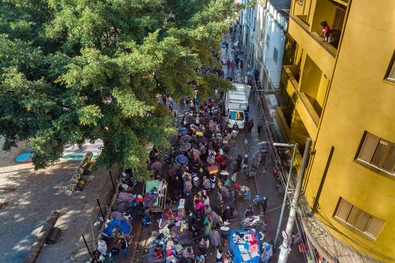 Cracolândia muda de endereço e volta a se aproximar da Luz