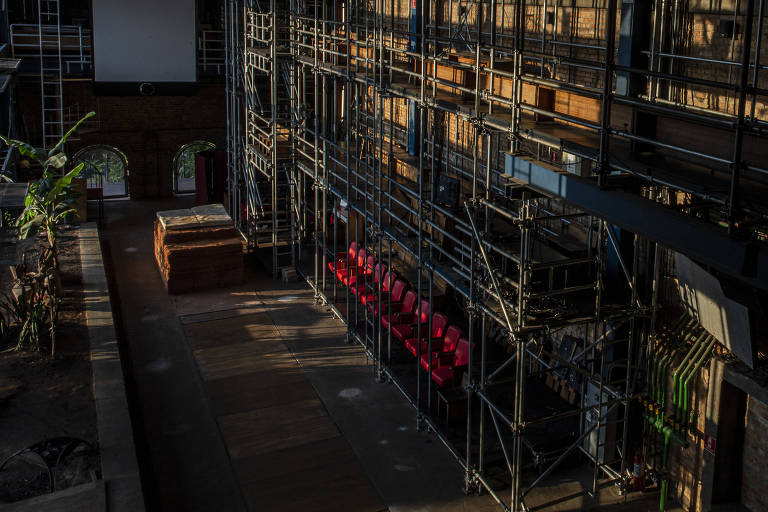 Como Teatro Oficina de Zé Celso se salvou de virar um shopping center