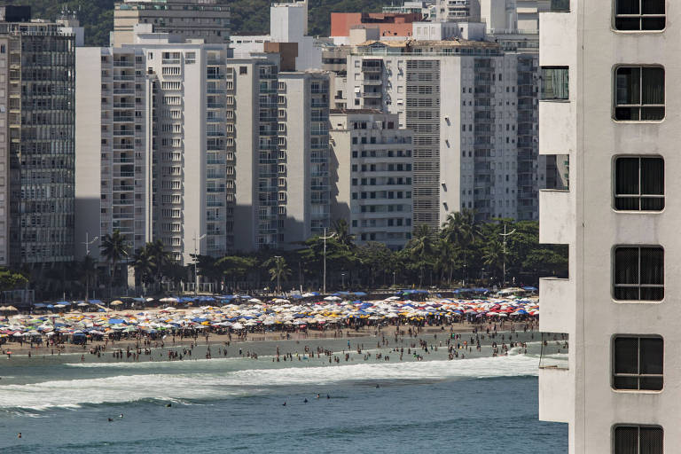 Moradores de Guarujá e Promotoria contestam plano para verticalizar bairros residenciais