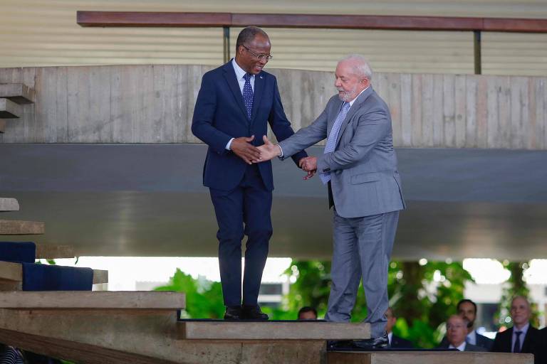 O premiê de Cabo Verde, Ulisses Correia e Silva, e o presidente Lula no Palácio do Itamaraty, em Brasília