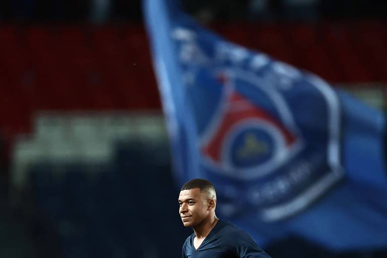 O atacante francês do Paris Saint-Germain Kylian Mbappé 