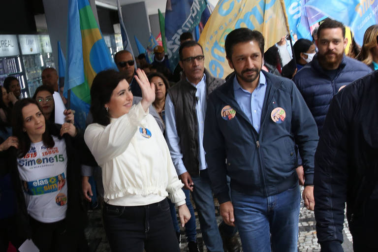 Eleição em SP decompõe frente de Lula em palanques de Boulos, Tabata e Nunes