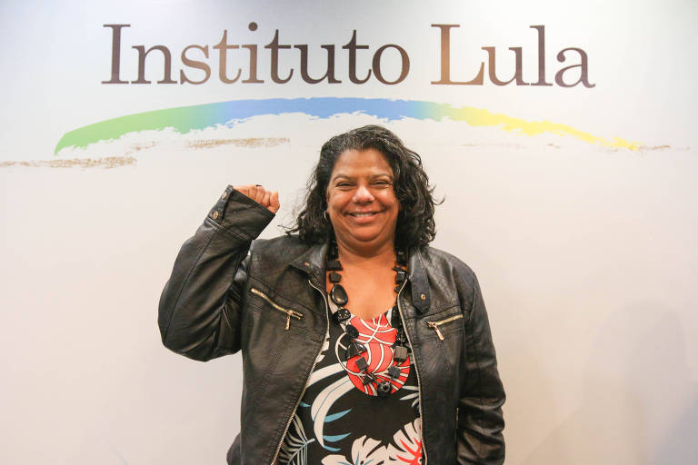 A nova presidente do Instituto Lula, Ivone Silva, no dia em que foi eleita para o cargo, na segunda-feira (31)