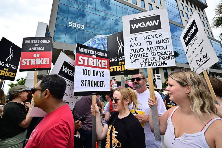 Trabalhadores discutem acordo com estúdios de Hollywood para evitar greve