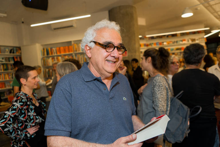 Lançamento do livro 'Todos Juntos', de Vilma Arêas