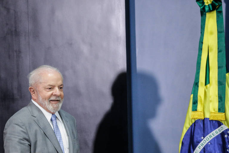 Lula lamenta ausência de Putin no Brics e pede critério para expansão do bloco