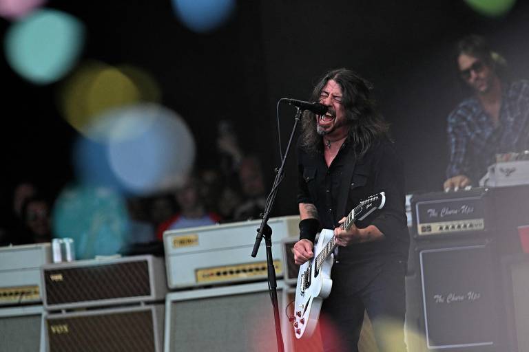 Foo Fighters e Pitty tocam neste sábado no The Town; como assistir de casa