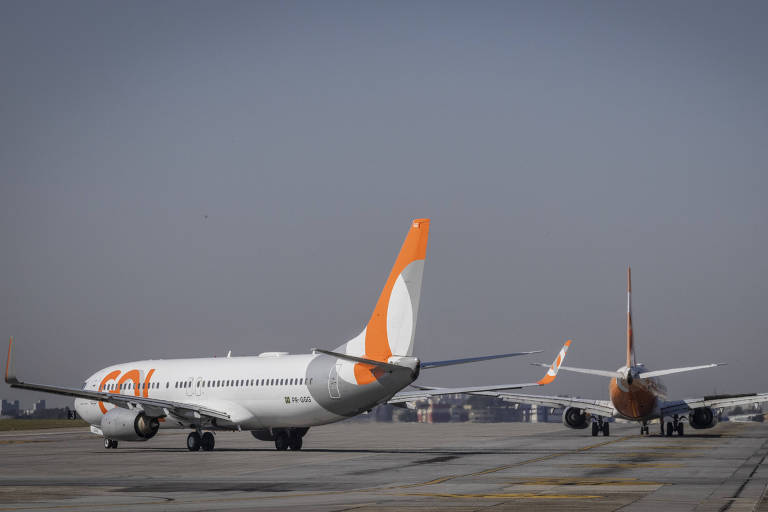 Avião da Gol no aeroporto de Congonhas, em São Paulo