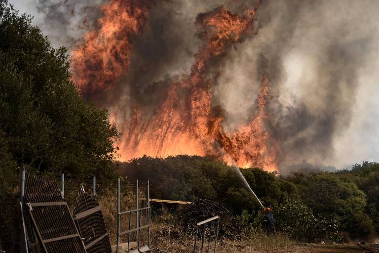 Mudanças no clima aumentam em 25% riscos de incêndios florestais extremos
