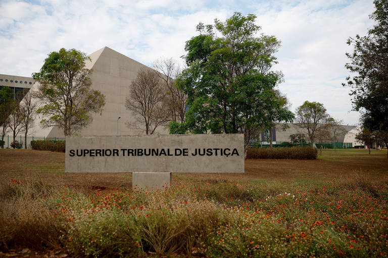 Fachada do STJ (Superior Tribunal de Justiça), em Brasília