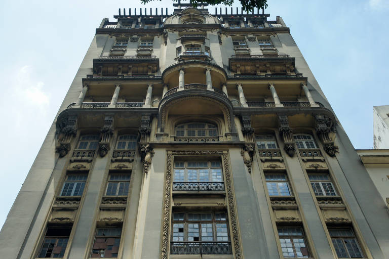 Edifício Sampaio Moreira, patrimônio paulistano, opera sem AVCB