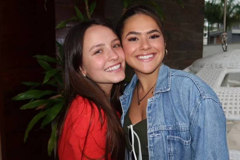 Dez anos após 'Carrossel', Larissa Manoela volta a trabalhar com Maisa em 'De Volta aos 15'