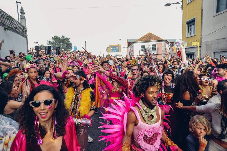 Carnaval brasileiro cresce e blocos buscam inclusão no calendário de Lisboa