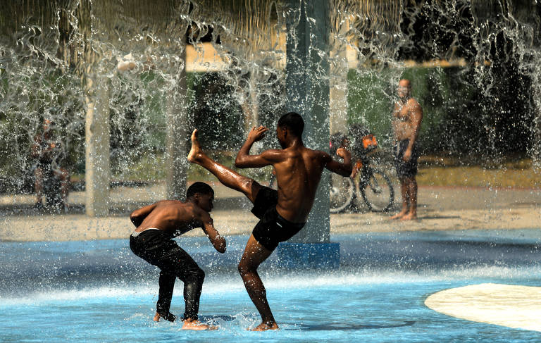 Calor ganha força após julho e agosto mais quentes já registrados