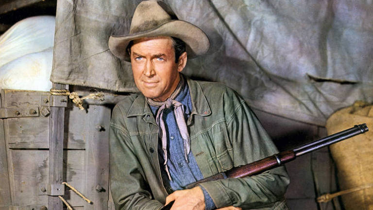 James Stewart em cena do faroeste "E o Sangue Semeou a Terra", dirigido por Anthony Mann em 1952