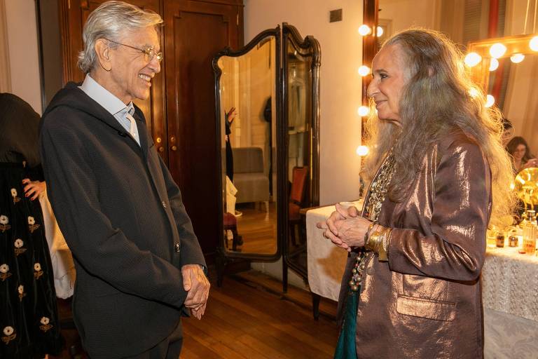 Caetano Veloso e Maria Bethânia juntos em turnê? Por enquanto, 'não há nada de concreto'