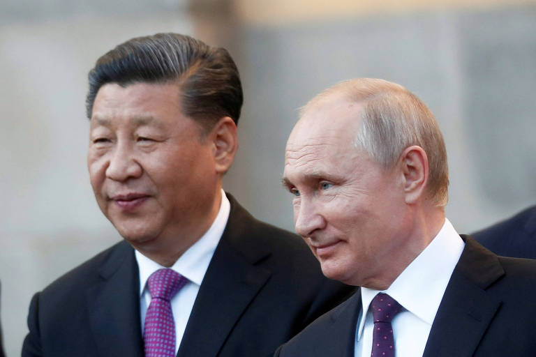 O líder chinês, Xi Jinping, e o presidente russo, Vladimir Putin, em encontro em Moscou em 2019