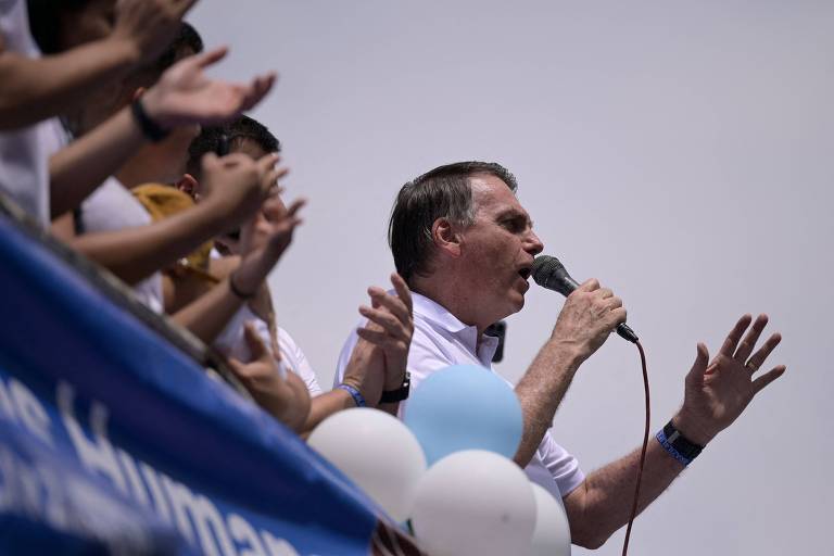 Bolsonaro diz que 8/1 prejudica ato antiaborto e chama ataque golpista de 'arapuca da esquerda'