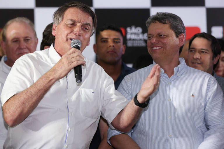 Anistia de multas da Covid a Bolsonaro cria novo constrangimento entre Tarcísio e aliados