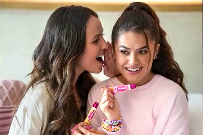 R$ 40 milhões em 20 minutos: a live de Larissa Manoela e Maisa para vender brilho labial