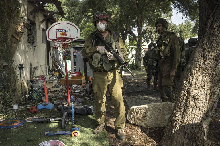 O massacre do Hamas em Kfar Azza, vila de Israel