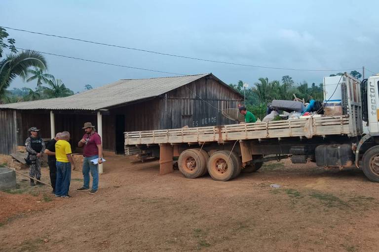 Políticos e fornecedores de grandes frigoríficos são invasores de terra indígena no Pará, diz MPF