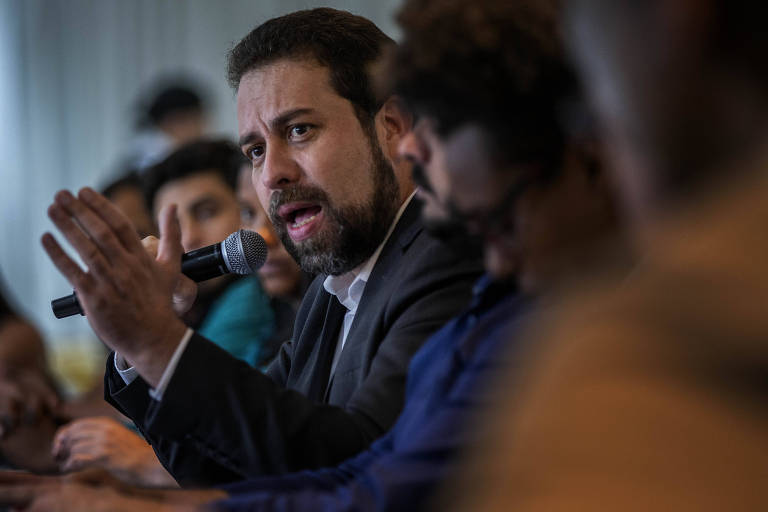 PSOL de Boulos perde 3 dos 5 prefeitos e convive com histórico de debandadas