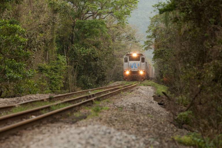 Ferrovia amplia operação semiautônoma de trens e busca economia de combustível