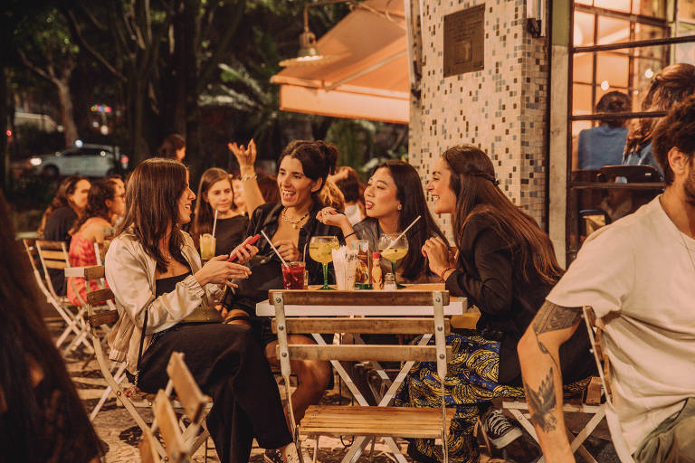 Perdeu a comanda? Saiba quais taxas podem ser cobradas em bares e restaurantes