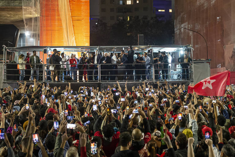 PT enfraquece prévias, e ala do partido acusa afronta à democracia interna