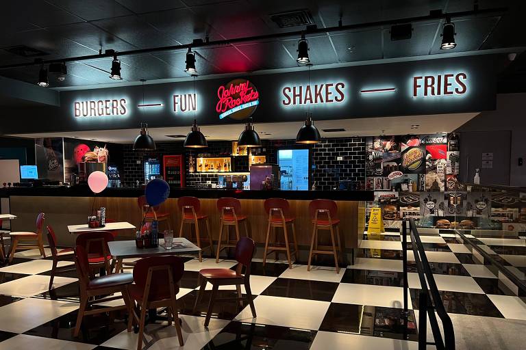 Johnny Rockets anuncia hamburgueria com boliche gigante no Shopping Center Norte