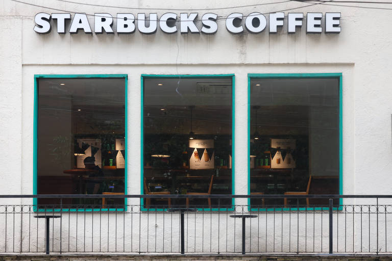 Controladora do Starbucks no Brasil pede recuperação judicial