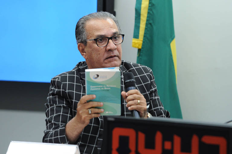 Malafaia promete versão mais leve, mas sem 'Silinhas paz e amor', em ato de Bolsonaro