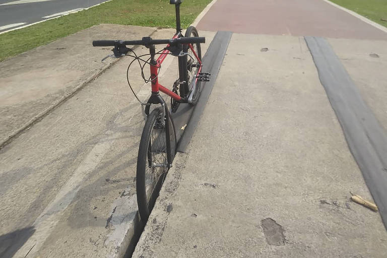 Erro de projeto em ciclovia de SP causa série de acidentes graves