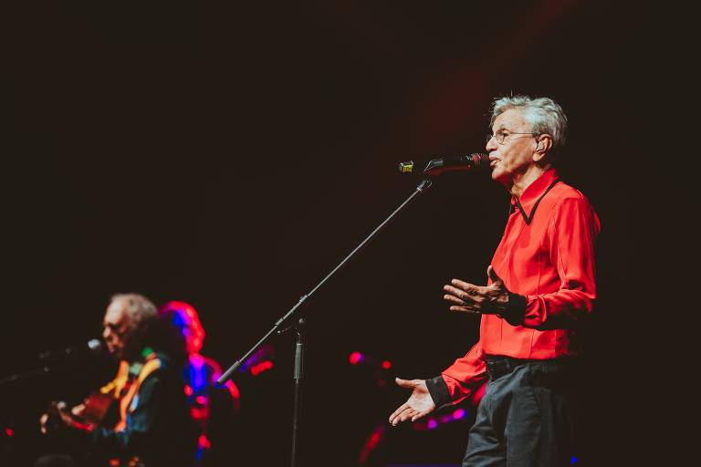 Caetano Veloso leva a São Paulo show do disco 'Transa'