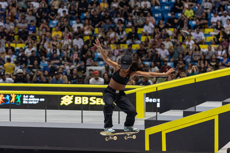 Rayssa Leal busca bicampeonato mundial neste domingo (3) em SP