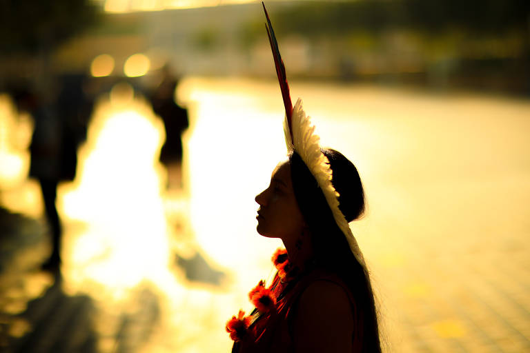Mulheres indígenas lideram marcha na entrada da COP28