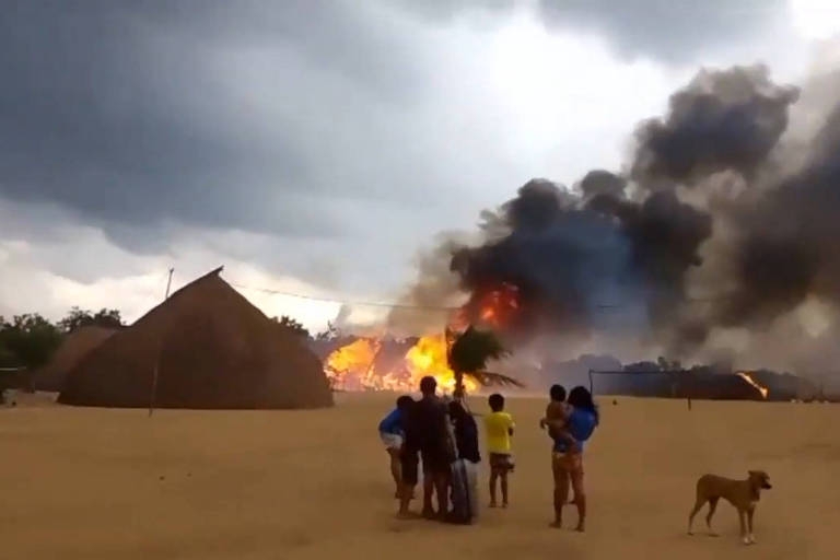 Aldeia do Xingu sofre incêndio durante viagem de representante à COP28